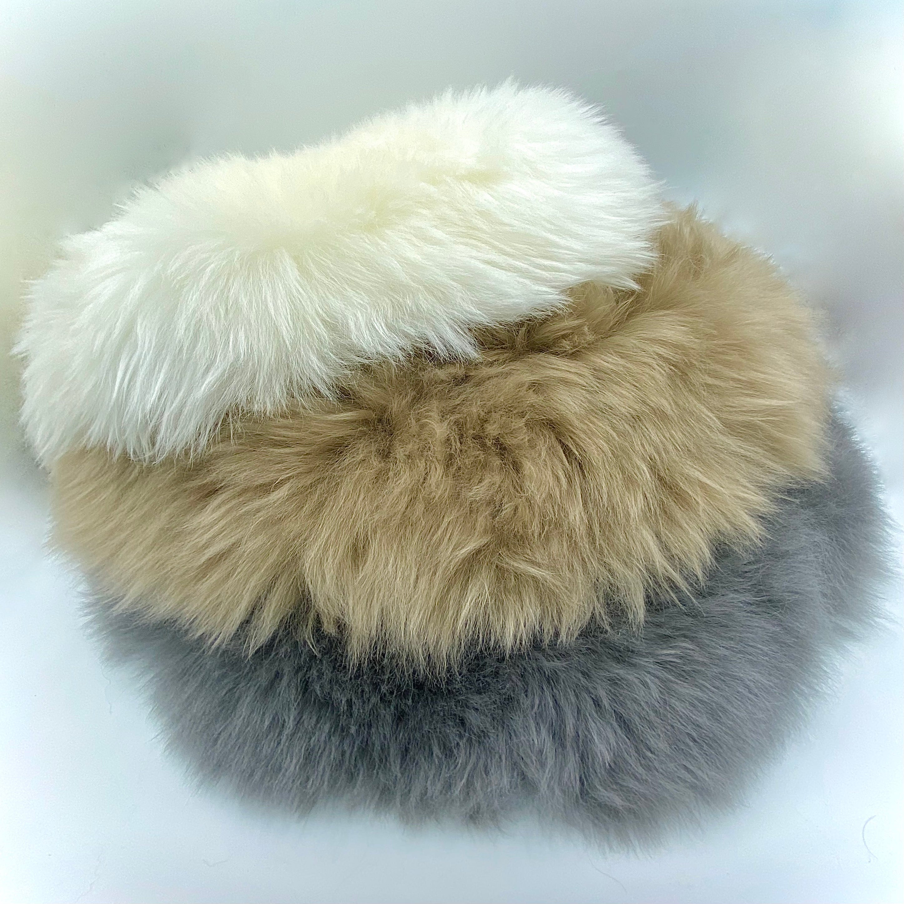 Sheepskin Seat Stool Cover Pads: Ivory, Grey, Caramel Brown,30cm Round –  Cosy Em