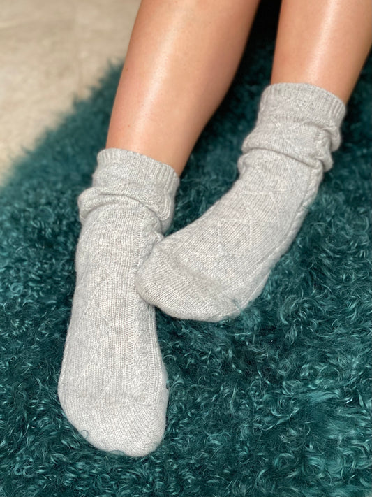 Pure Cashmere Cable Knit Socks